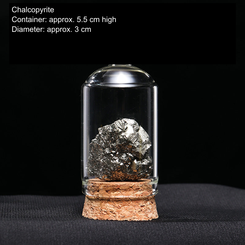 Actual mineral display SKU; English source material and container dimensions, physical specimen unchanged