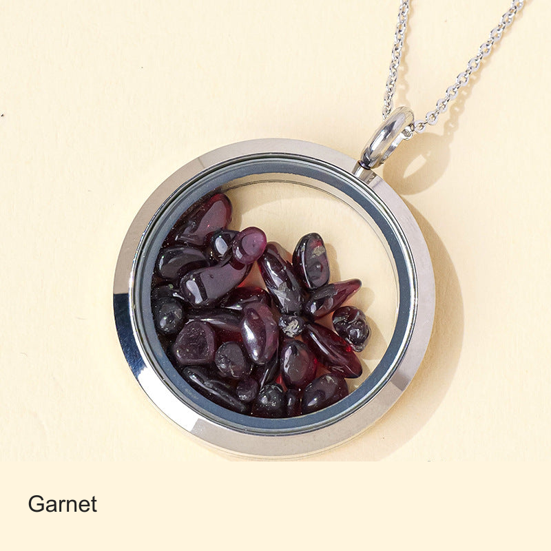 Original stone-filled circular pendant photo with equivalent English label; real contents, frame and chain unchanged