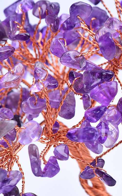 Actual stone-chip detail — unaltered photographic crop